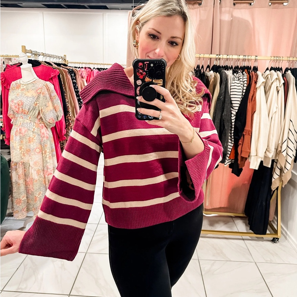 Entro :‎ Plum Striped Sweater